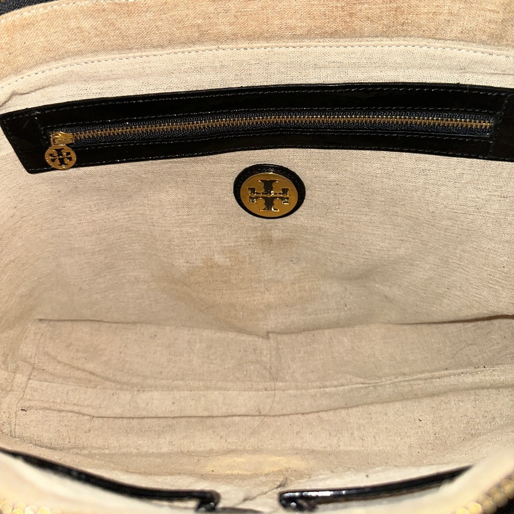 TORY BURCH Vintage Patent, Canvas and Raffia Shoulder Bag - Picture 8 of 12